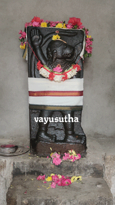 Sri Maruti, Pattabhisheka Ramar temple complex, Dhanakadhaarii baba Mutt, Karuthattankudi 